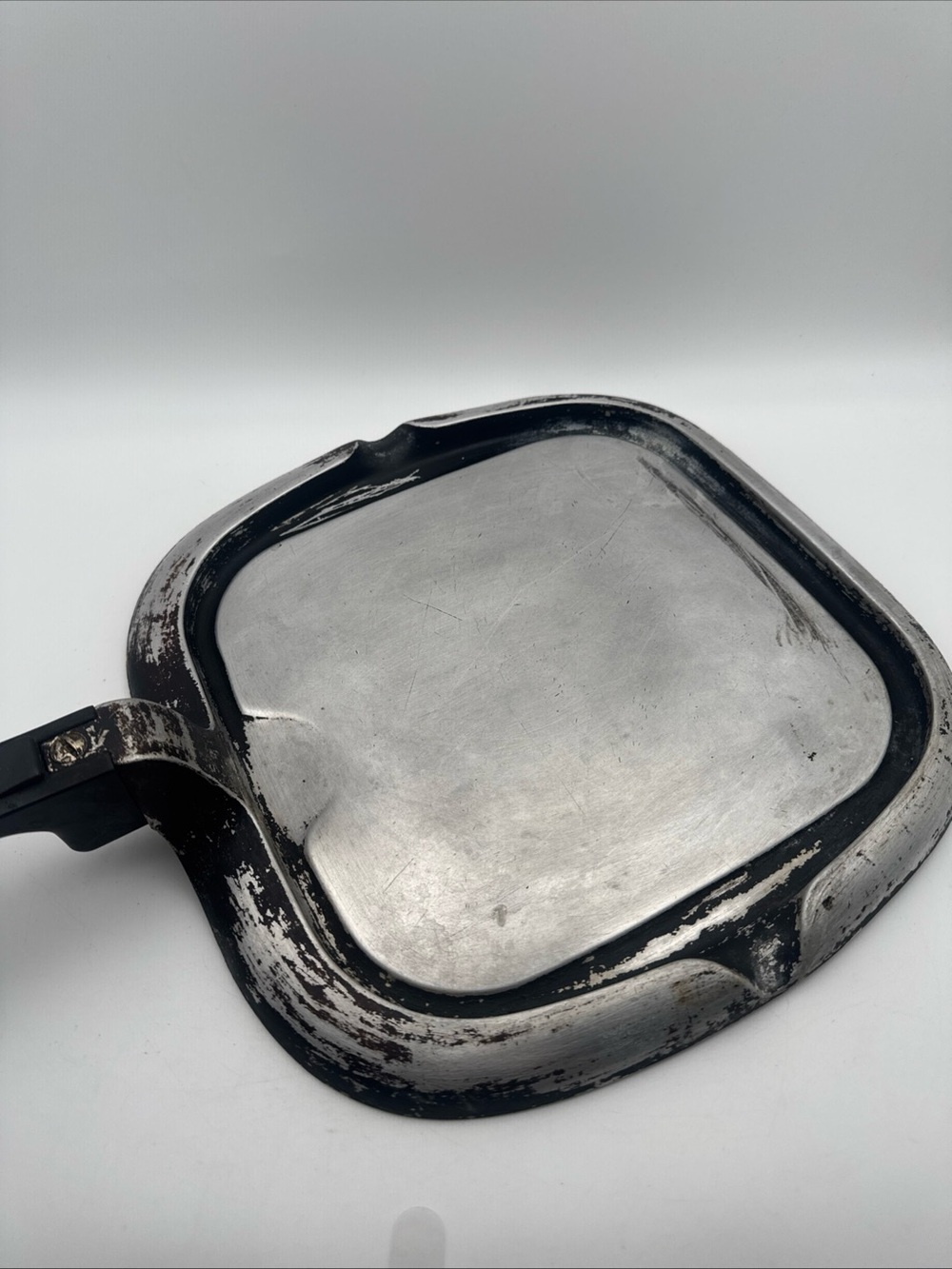 Vintage Wagner Ware Sidney O Magnalite 4602 M Square Pan Broiler Griddle